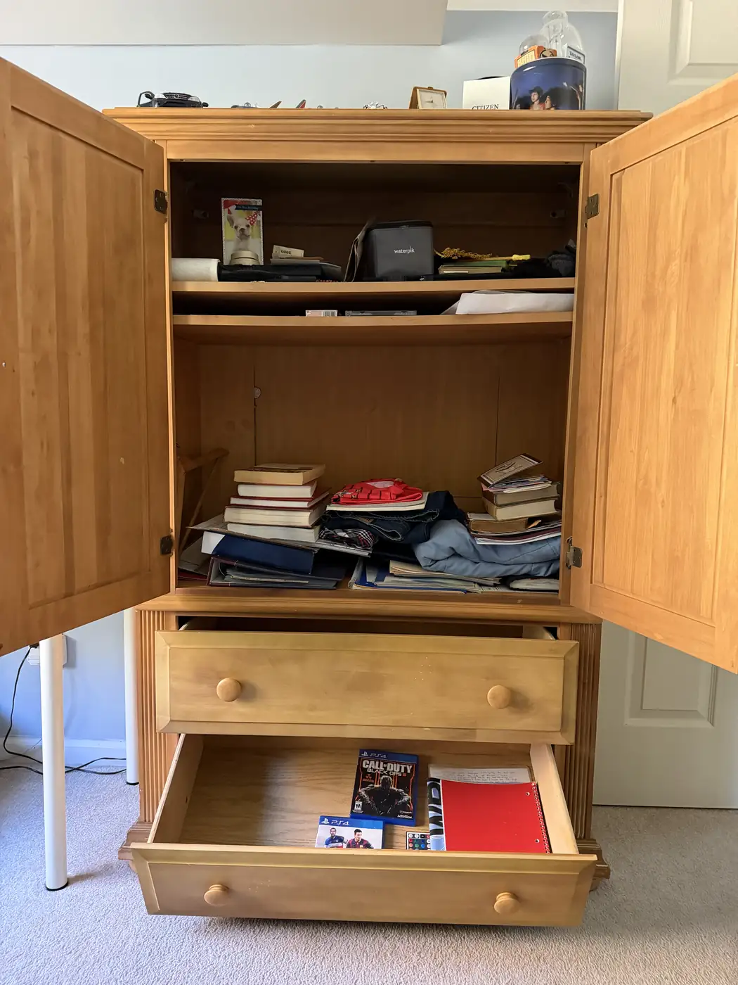 Pine armoire, photo 2 of 2
